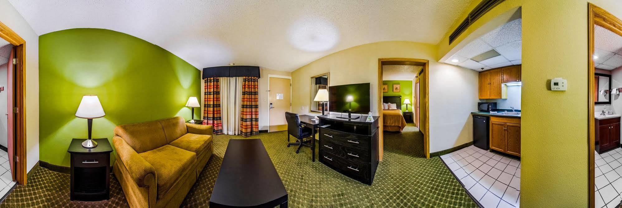 Quality Inn & Suites Moline - Quad Cities Exterior foto
